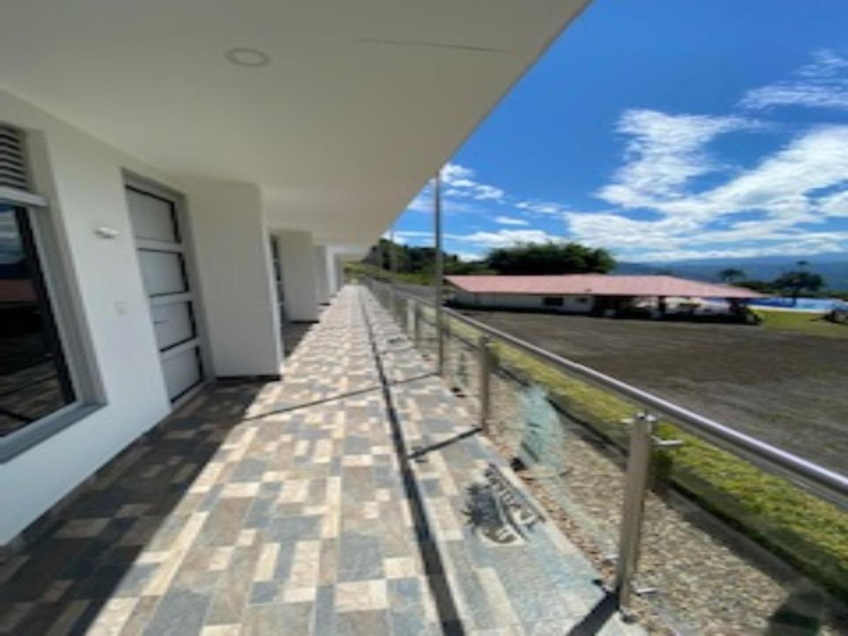 Vergara Hotel Takuara מראה חיצוני תמונה